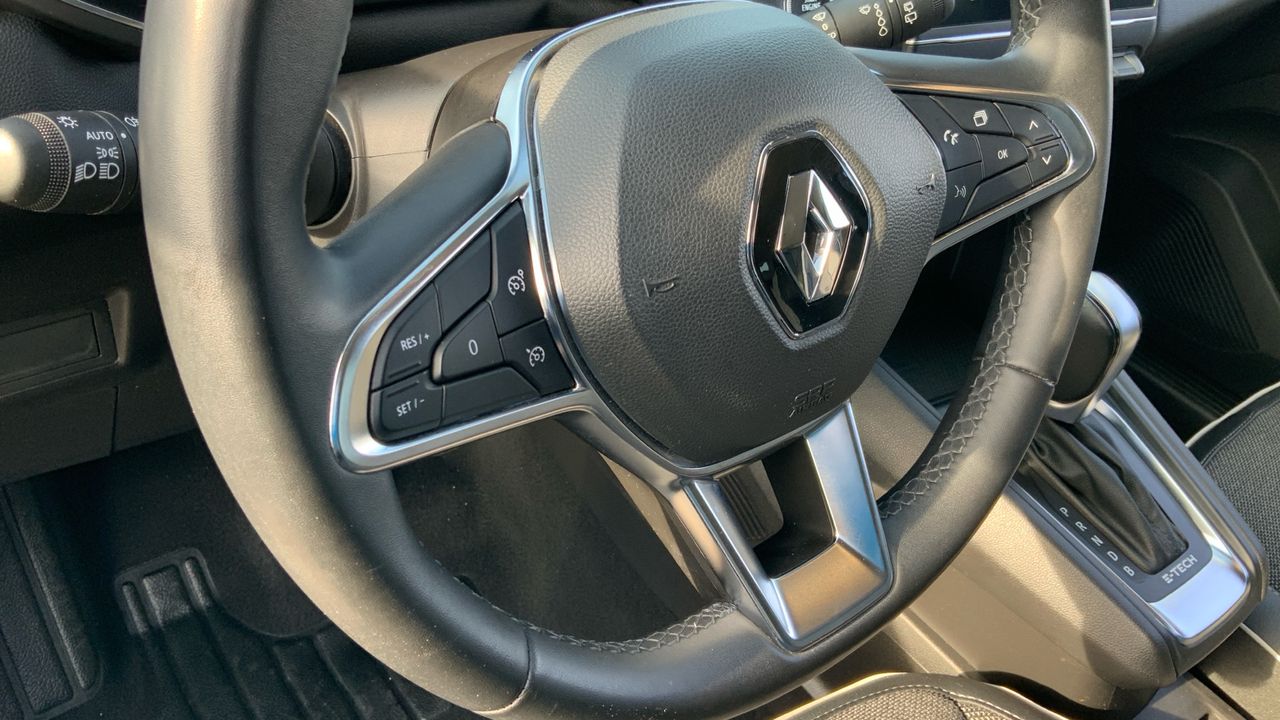 Renault Captur 1.6 E-TECH 145 ZEN 145 5P