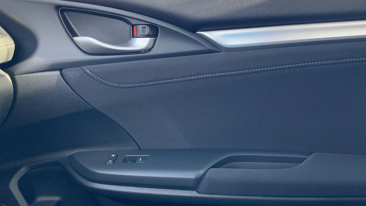 Honda Civic 1.5 I-VTEC TURBO ELEGANCE 182 4P