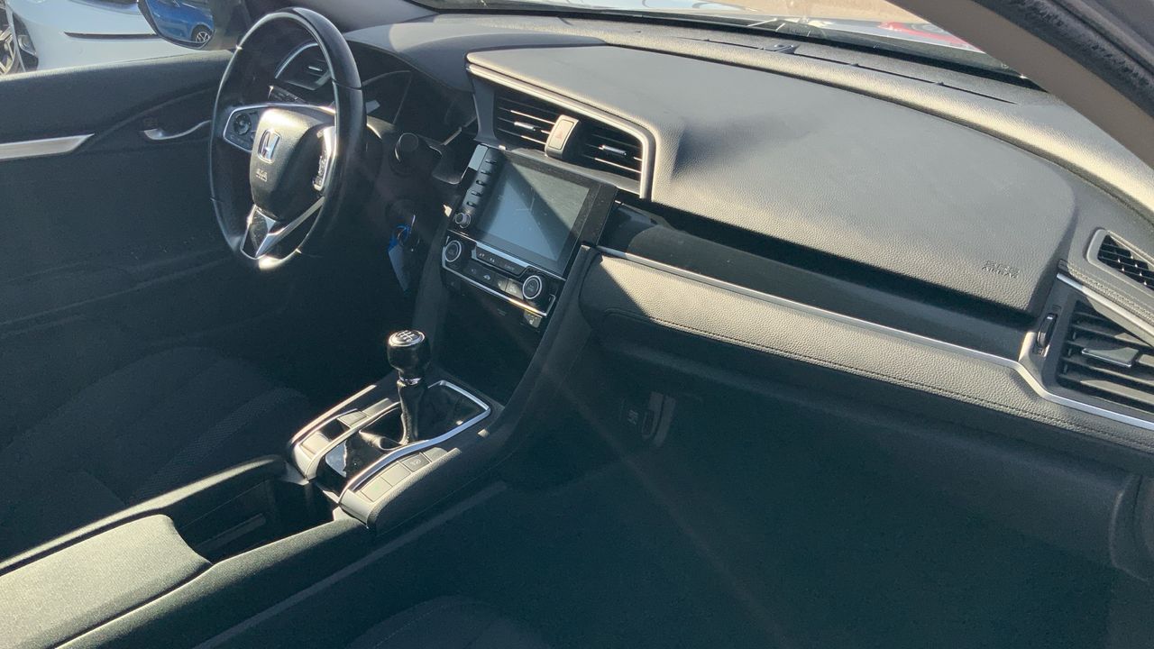 Honda Civic 1.5 I-VTEC TURBO ELEGANCE 182 4P