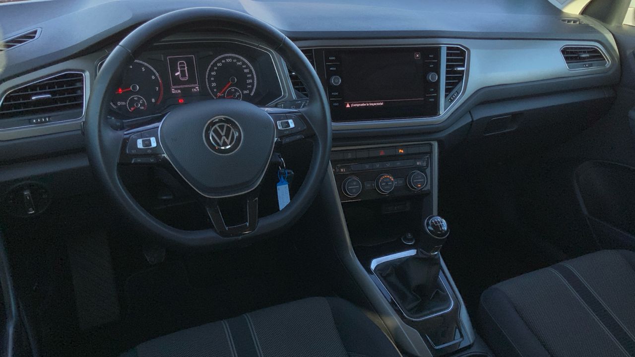 Volkswagen T-Roc 1.0 TSI 81KW ADVANCE R-LINE 110 5P