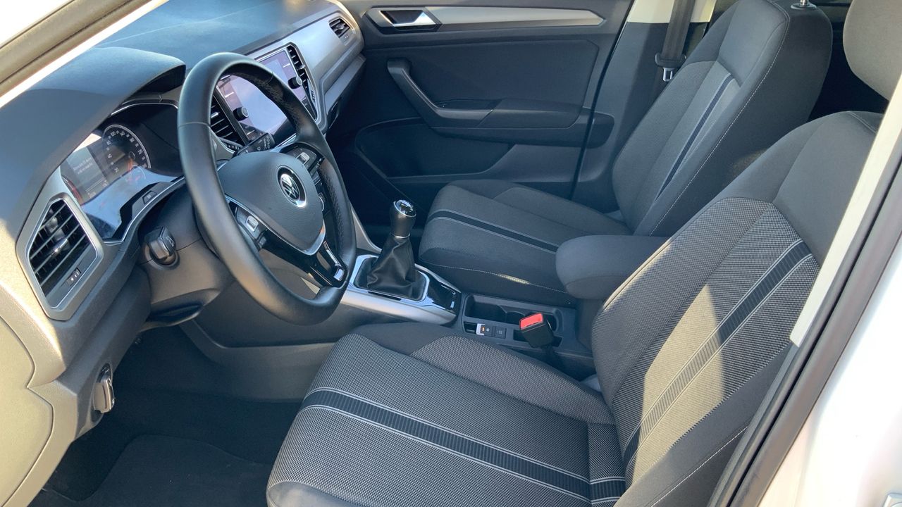 Volkswagen T-Roc 1.0 TSI 81KW ADVANCE R-LINE 110 5P