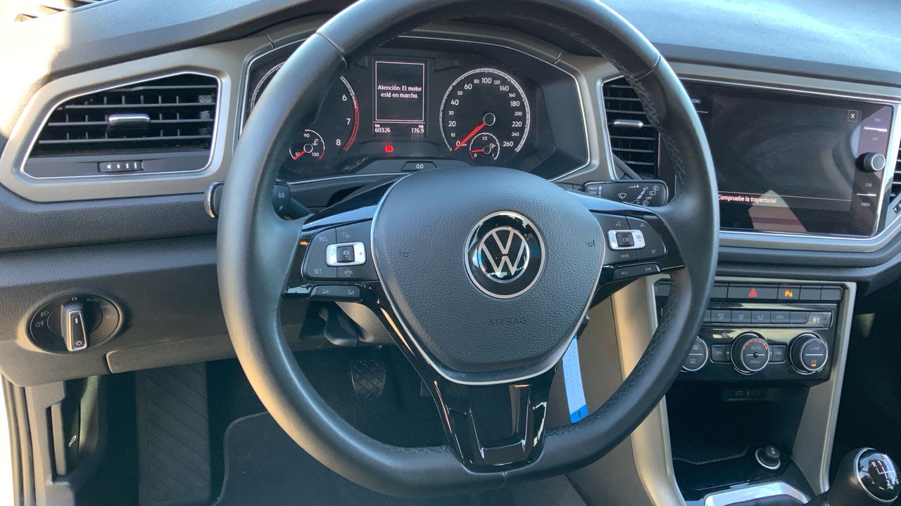 Volkswagen T-Roc 1.0 TSI 81KW ADVANCE R-LINE 110 5P