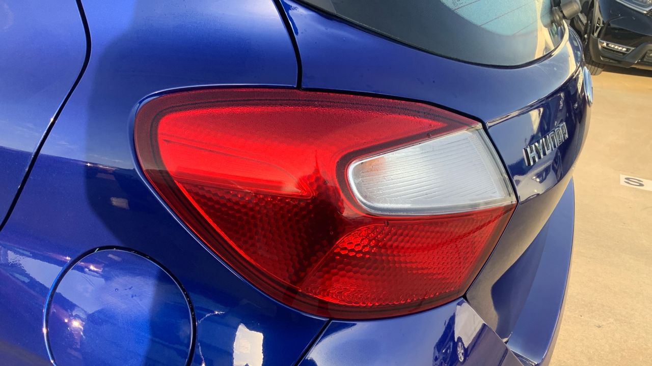 Hyundai i10 1.0 KLASS 67 5P