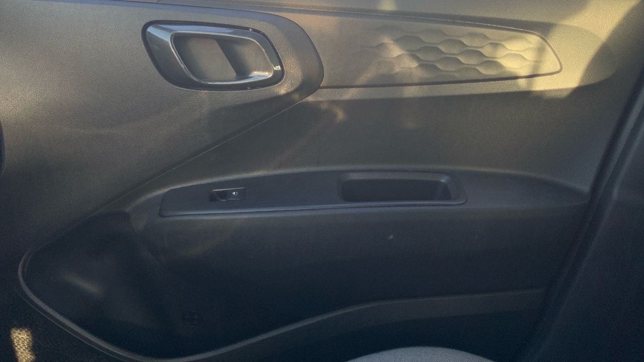 Hyundai i10 1.0 KLASS 67 5P