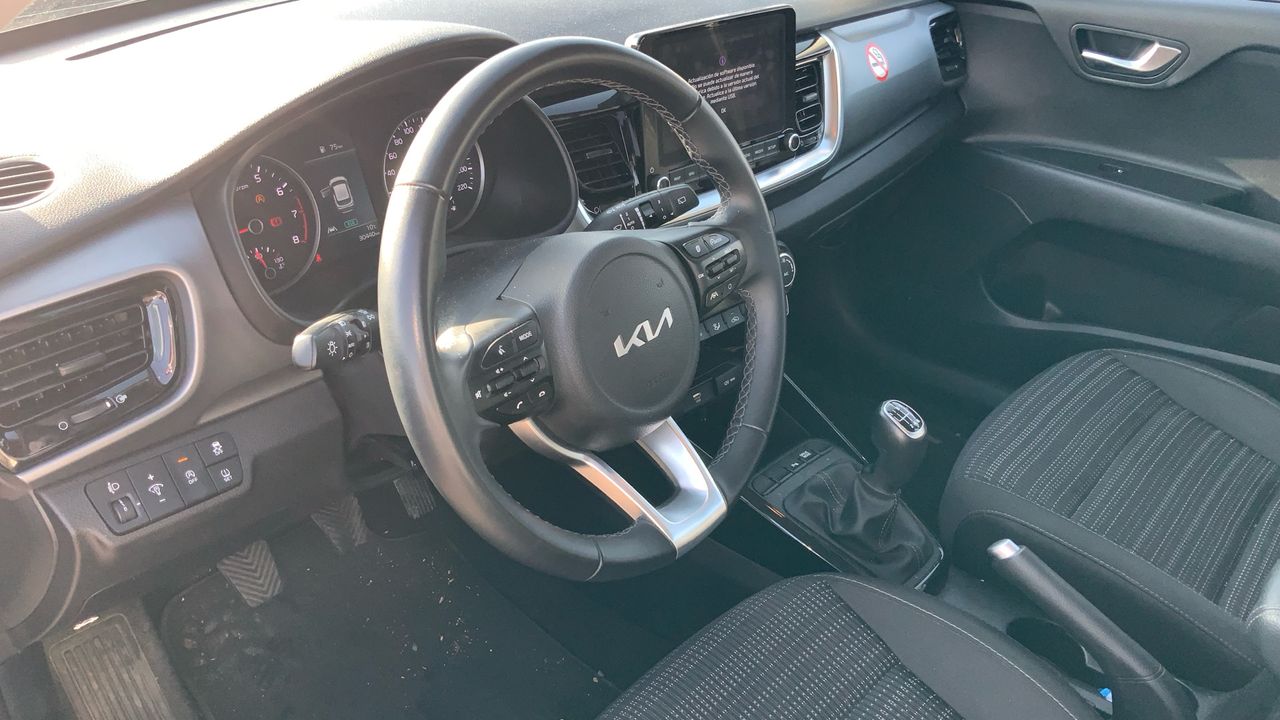 Kia Stonic 1.0 T-GDI MHEV IMT 74KW DRIVE 100 5P