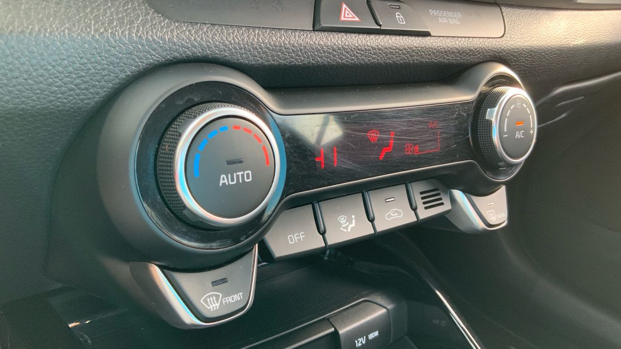Kia Stonic 1.0 T-GDI MHEV IMT 74KW DRIVE 100 5P