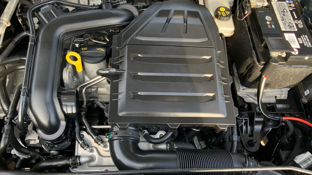 Volkswagen T-Roc 1.0 TSI 85KW ADVANCE 115 5P