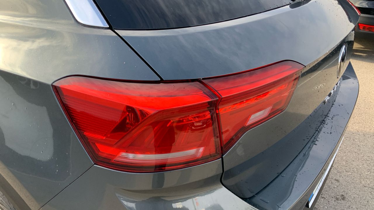 Volkswagen T-Roc 1.0 TSI 85KW ADVANCE 115 5P