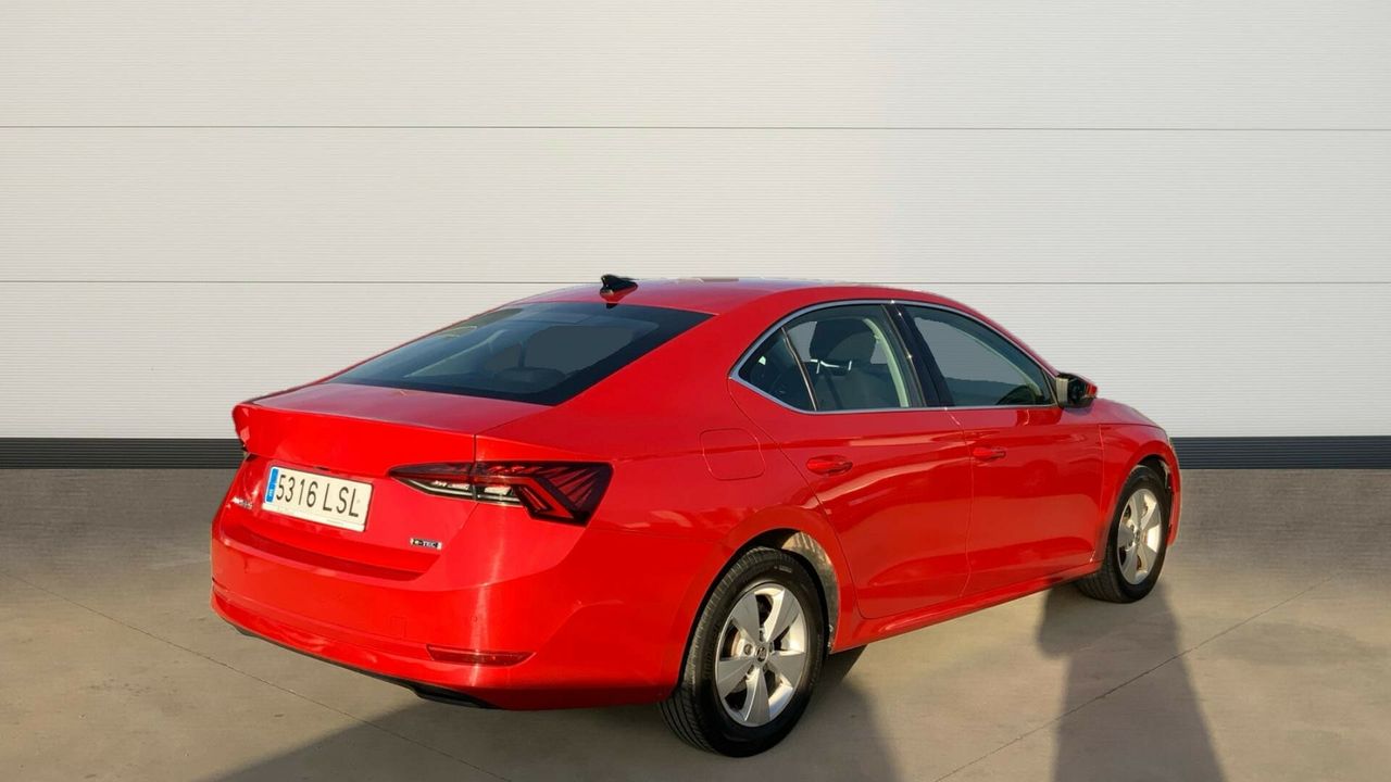 Skoda Octavia 1.5 TSI MHEV AMBITION 110KW DSG 150 5P