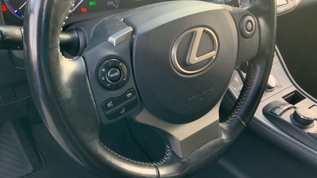 Lexus CT 1.8 200H HYBRID BUSINESS AUTO 136 5P