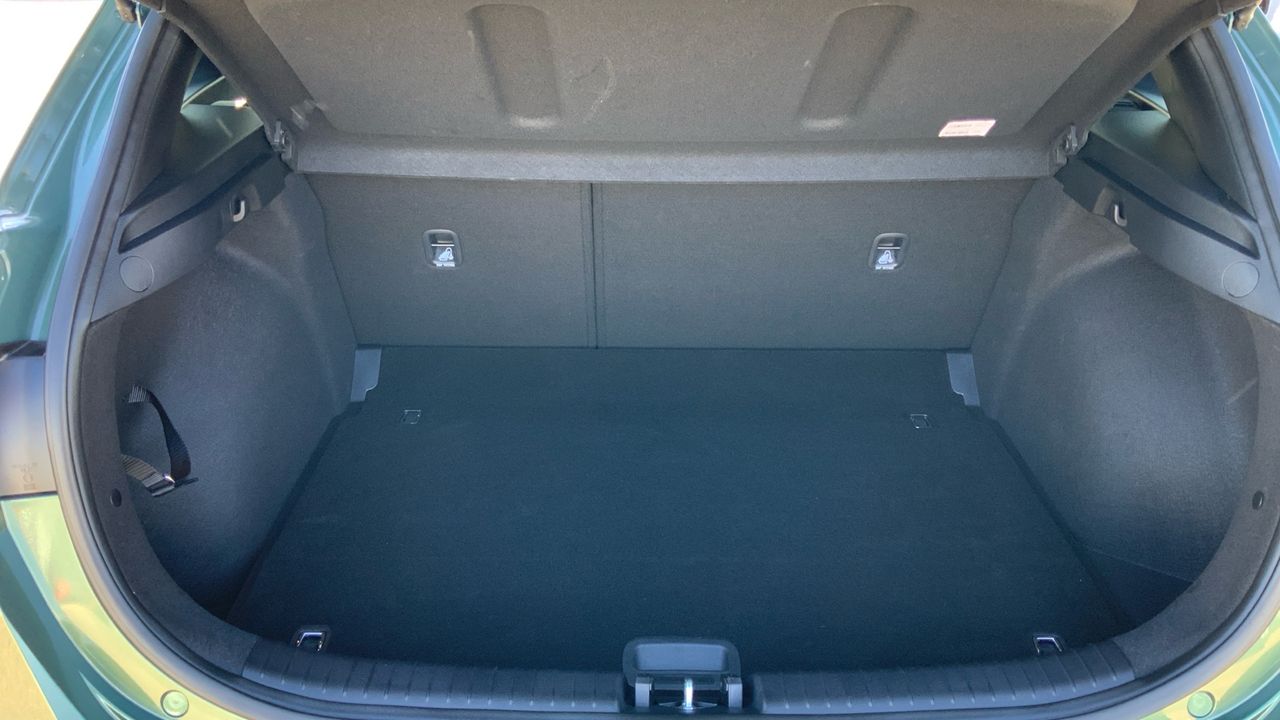 Kia Ceed 1.6 MHEV 100KW TECH 136 5P