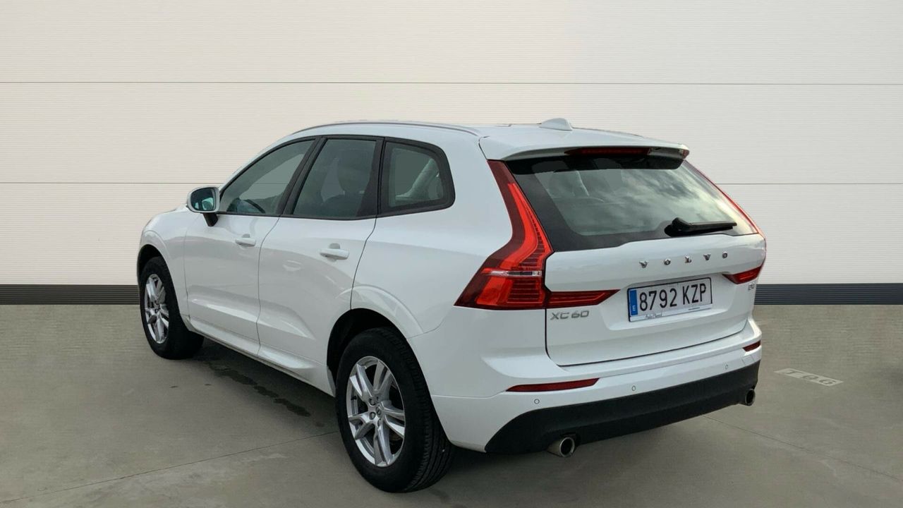 Volvo XC60 2.0 D4 MOMENTUM AUTO 190 5P