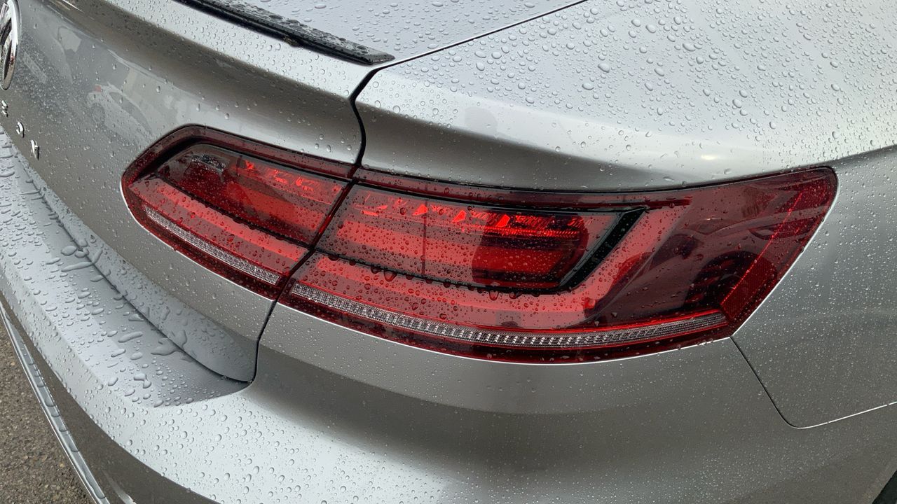 Volkswagen Arteon 2.0 TDI 110KW DSG R-LINE 150 5P