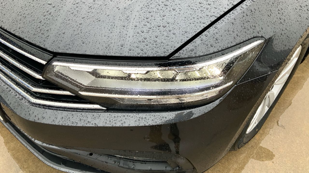 Volkswagen Passat 1.6 TDI 88KW DSG 120 4P