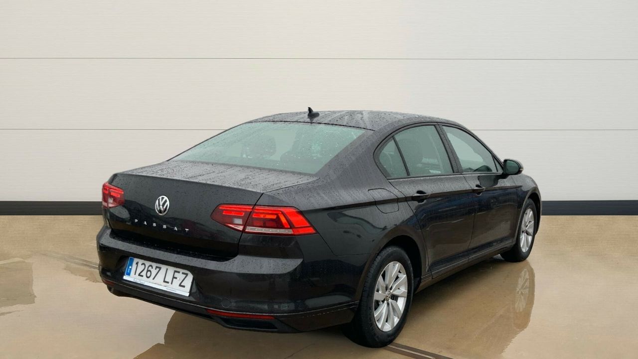 Volkswagen Passat 1.6 TDI 88KW DSG 120 4P