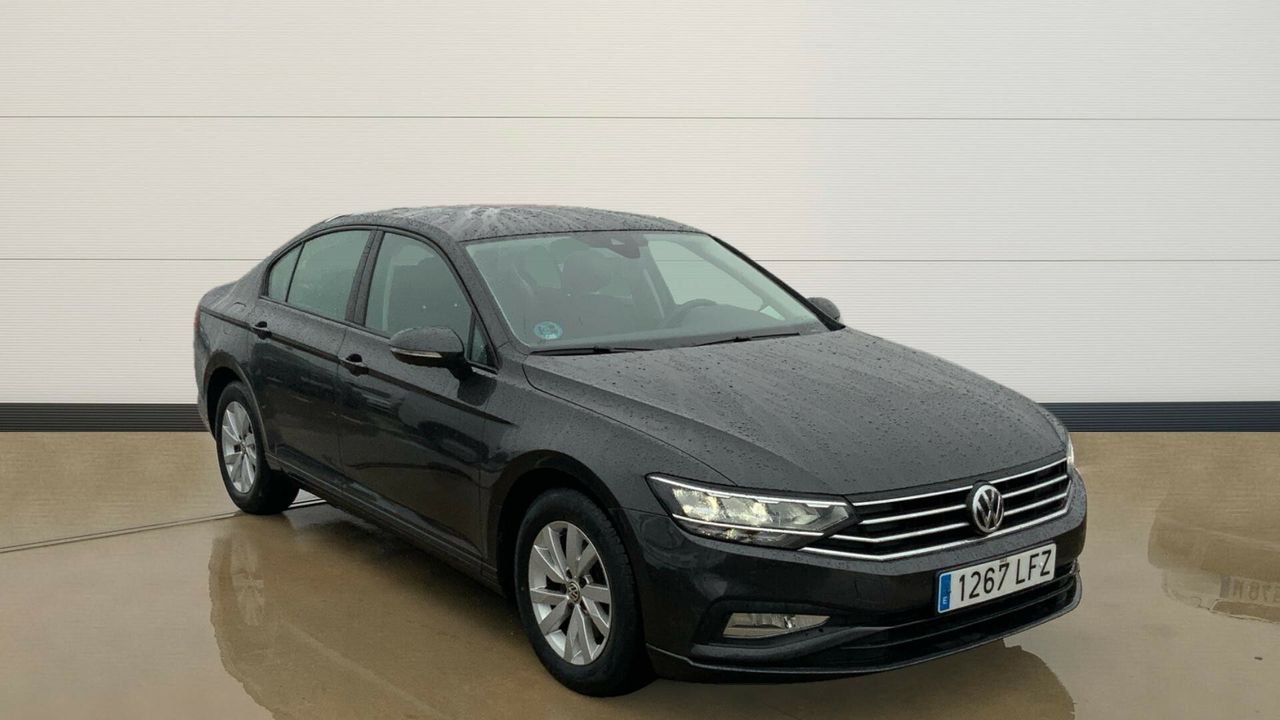 Volkswagen Passat 1.6 TDI 88KW DSG 120 4P