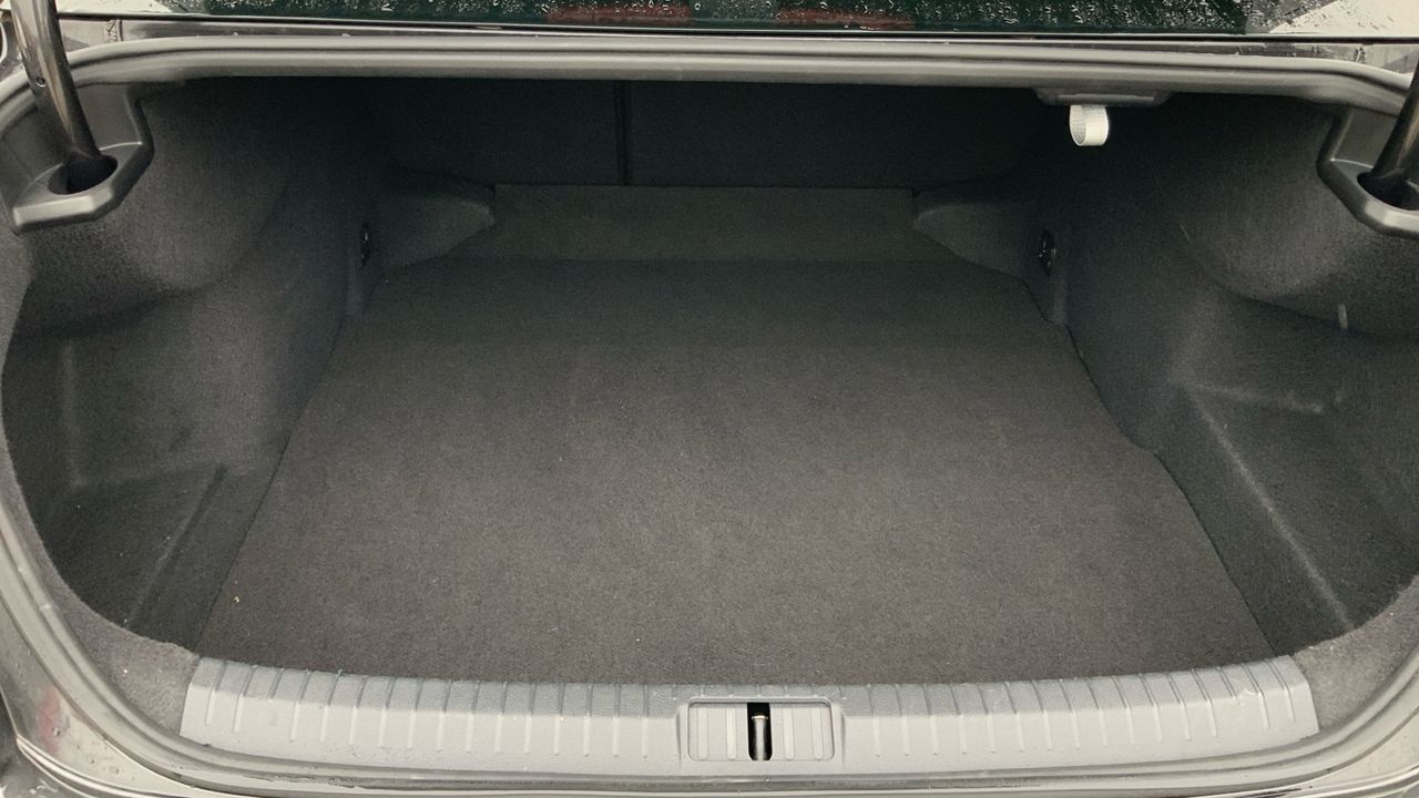 Volkswagen Passat 1.6 TDI 88KW DSG 120 4P