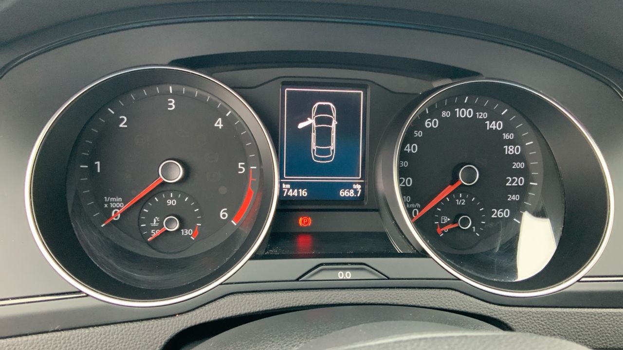 Volkswagen Passat 1.6 TDI 88KW DSG 120 4P