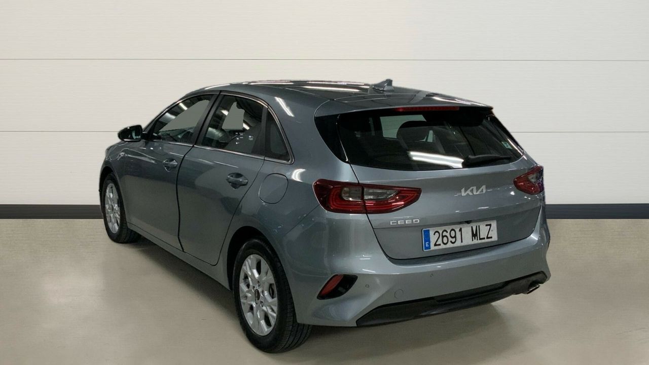 Kia Ceed 1.0 T-GDI 74KW DRIVE 100 5P