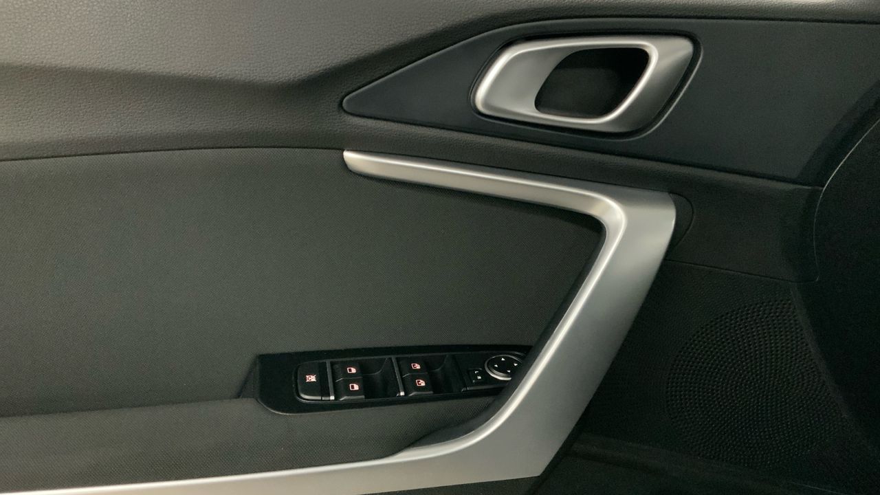 Kia Ceed 1.0 T-GDI 74KW DRIVE 100 5P