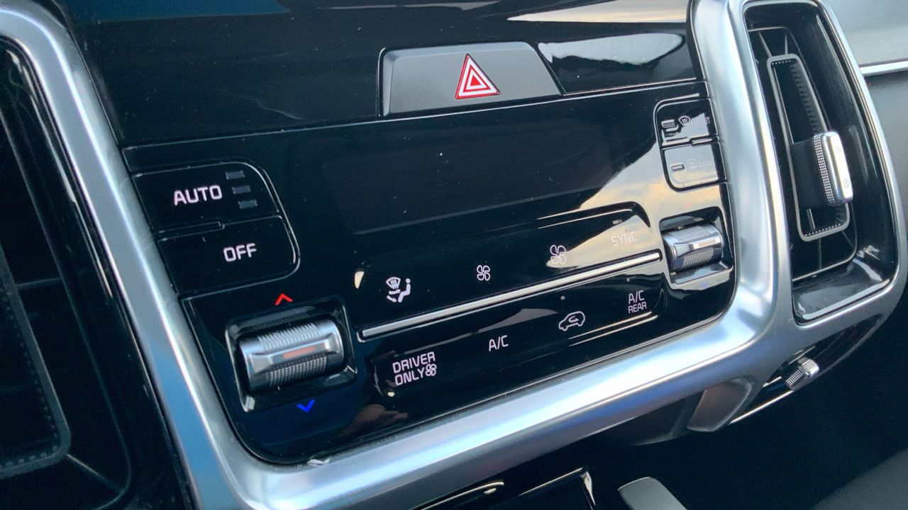 Kia Sorento 1.6 T-GDI PHEV EMOTION AUTO 4WD 265 5P 7 Plazas