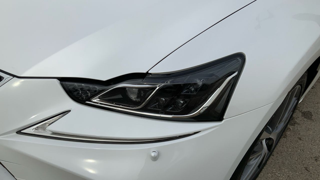 Lexus IS 2.5 300H EXECUTIVE 223 4P