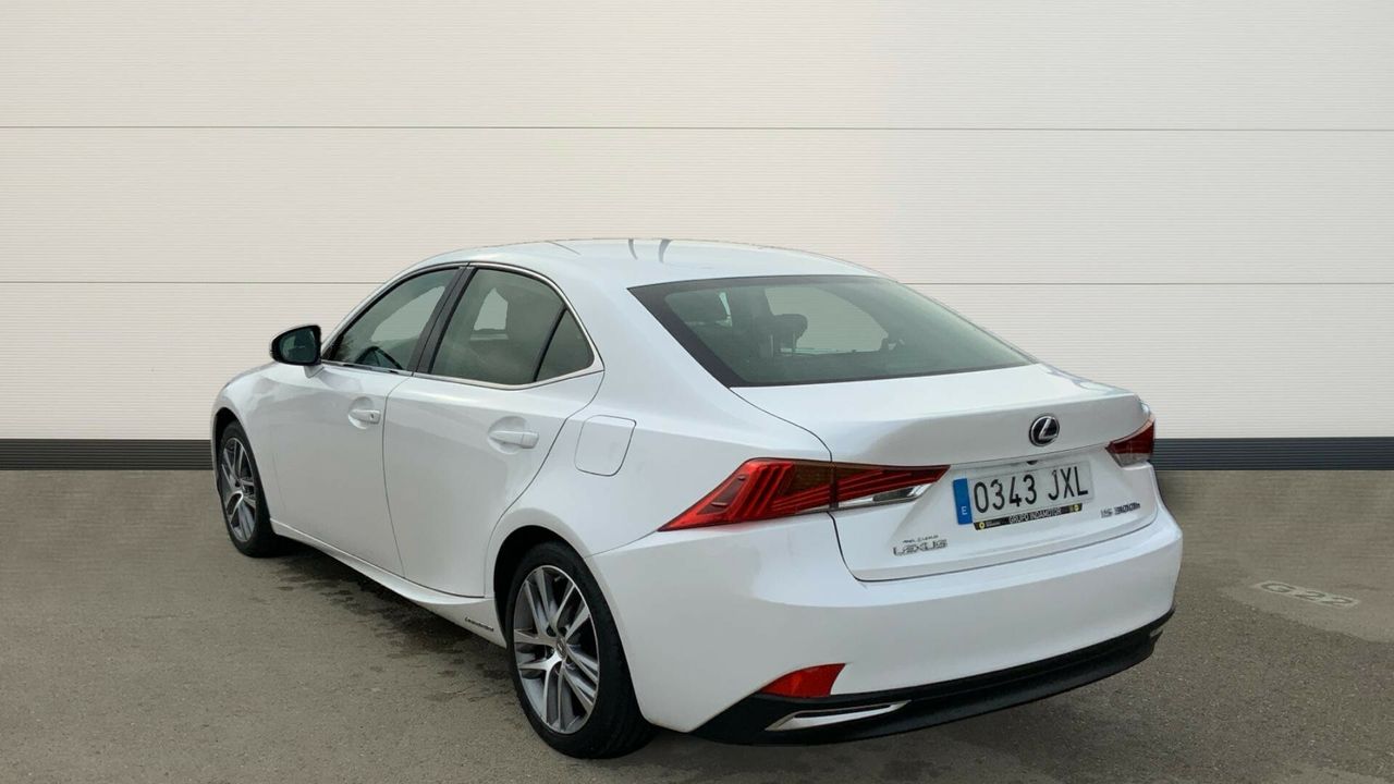 Lexus IS 2.5 300H EXECUTIVE 223 4P