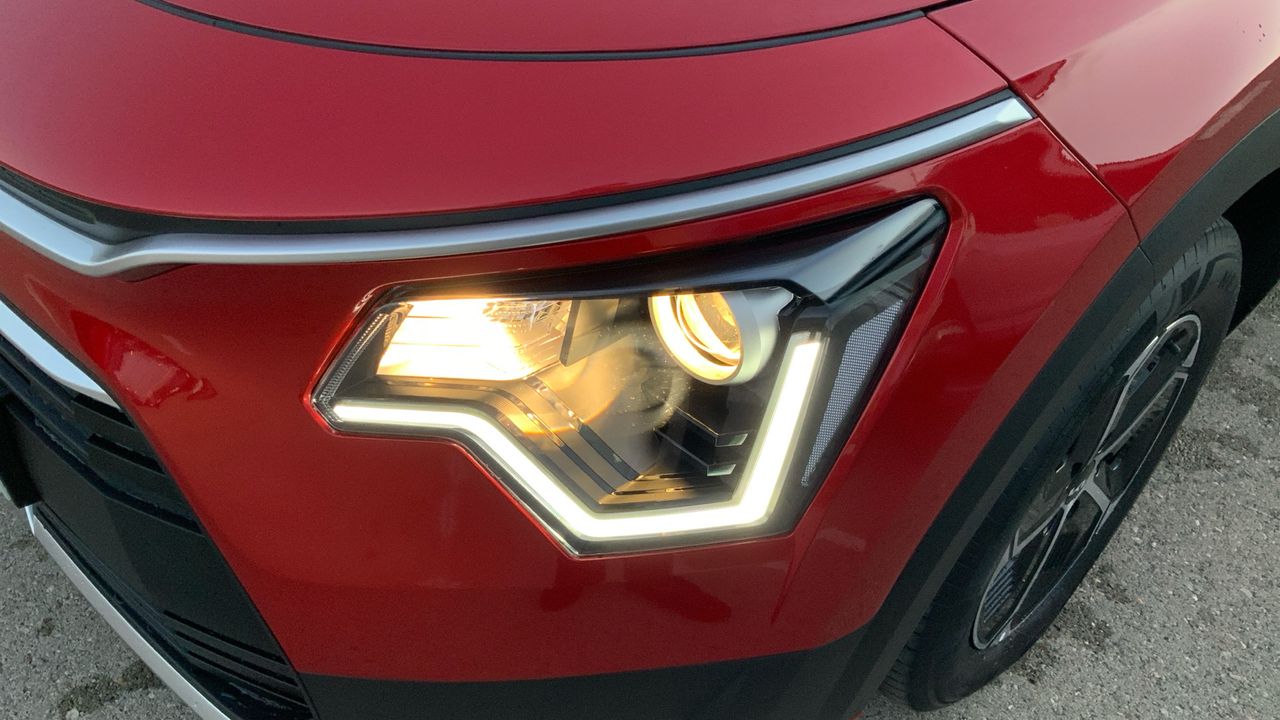 Kia Niro 1.6 GDI HEV CONCEPT 141 5P