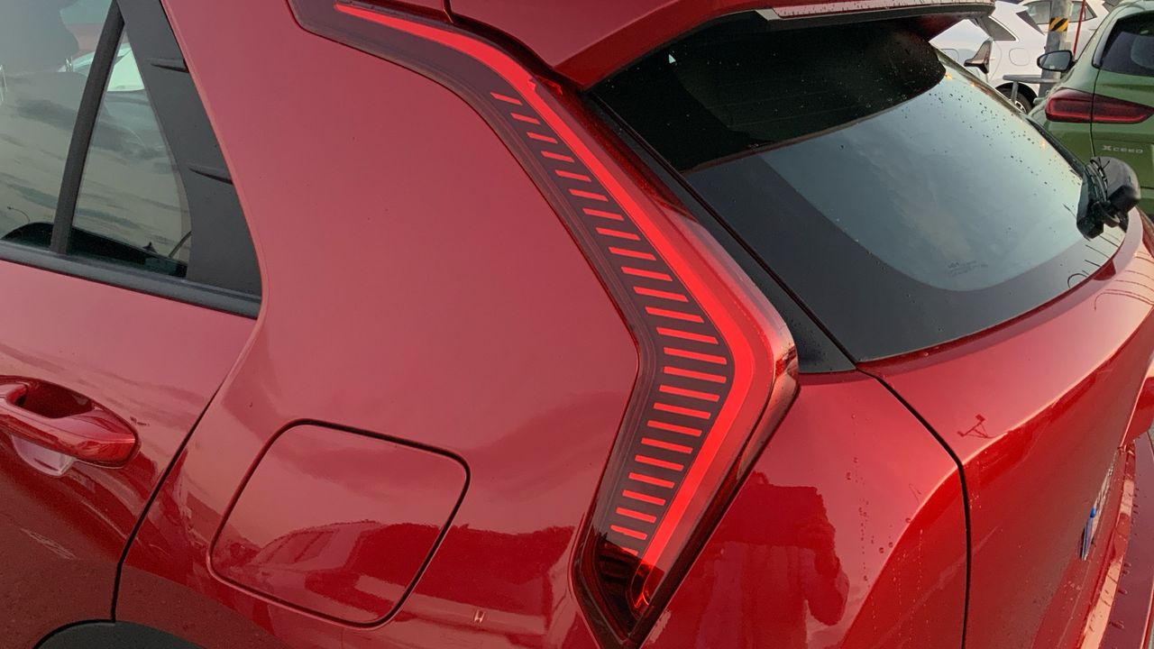 Kia Niro 1.6 GDI HEV CONCEPT 141 5P