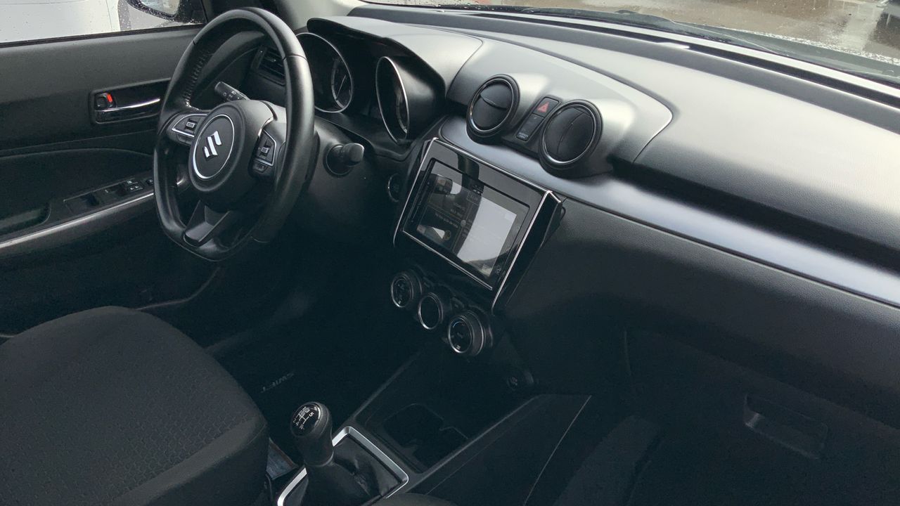 Suzuki Swift 1.2 GLX SMART HYBRID 83 5P