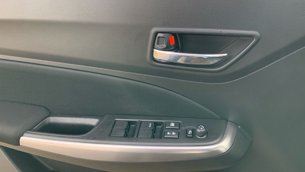 Suzuki Swift 1.2 GLX SMART HYBRID 83 5P