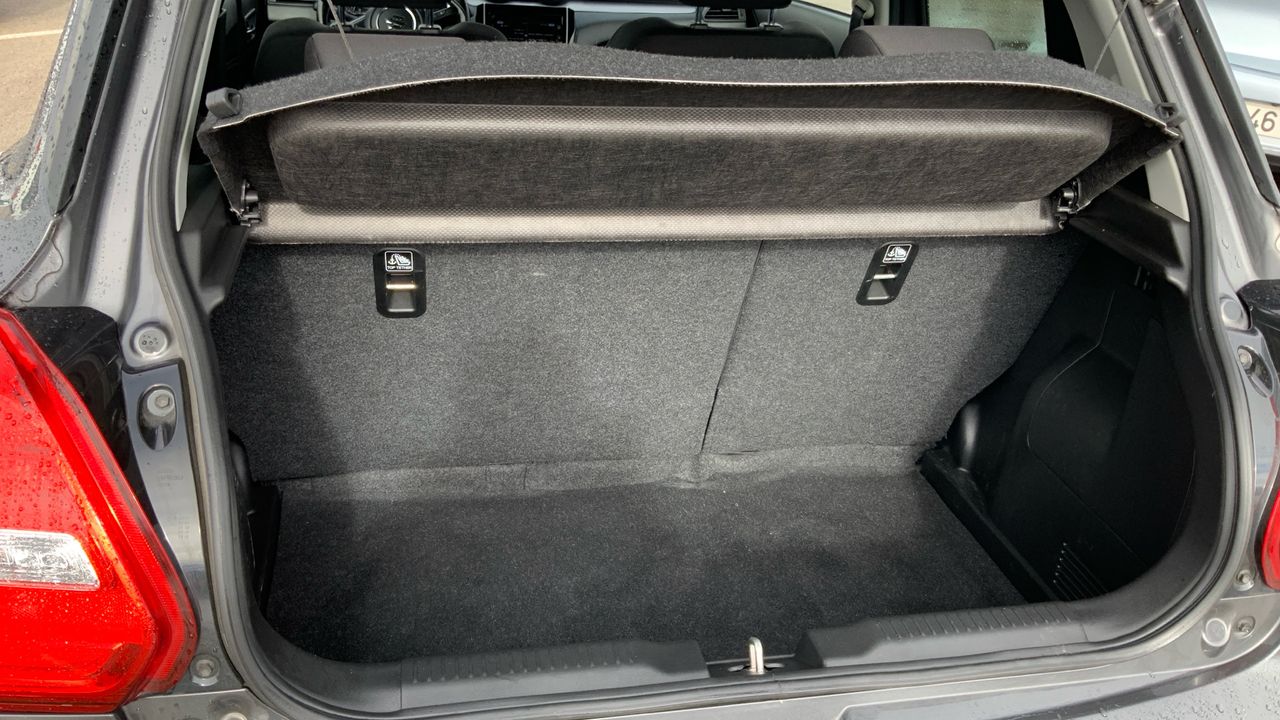 Suzuki Swift 1.2 GLX SMART HYBRID 83 5P
