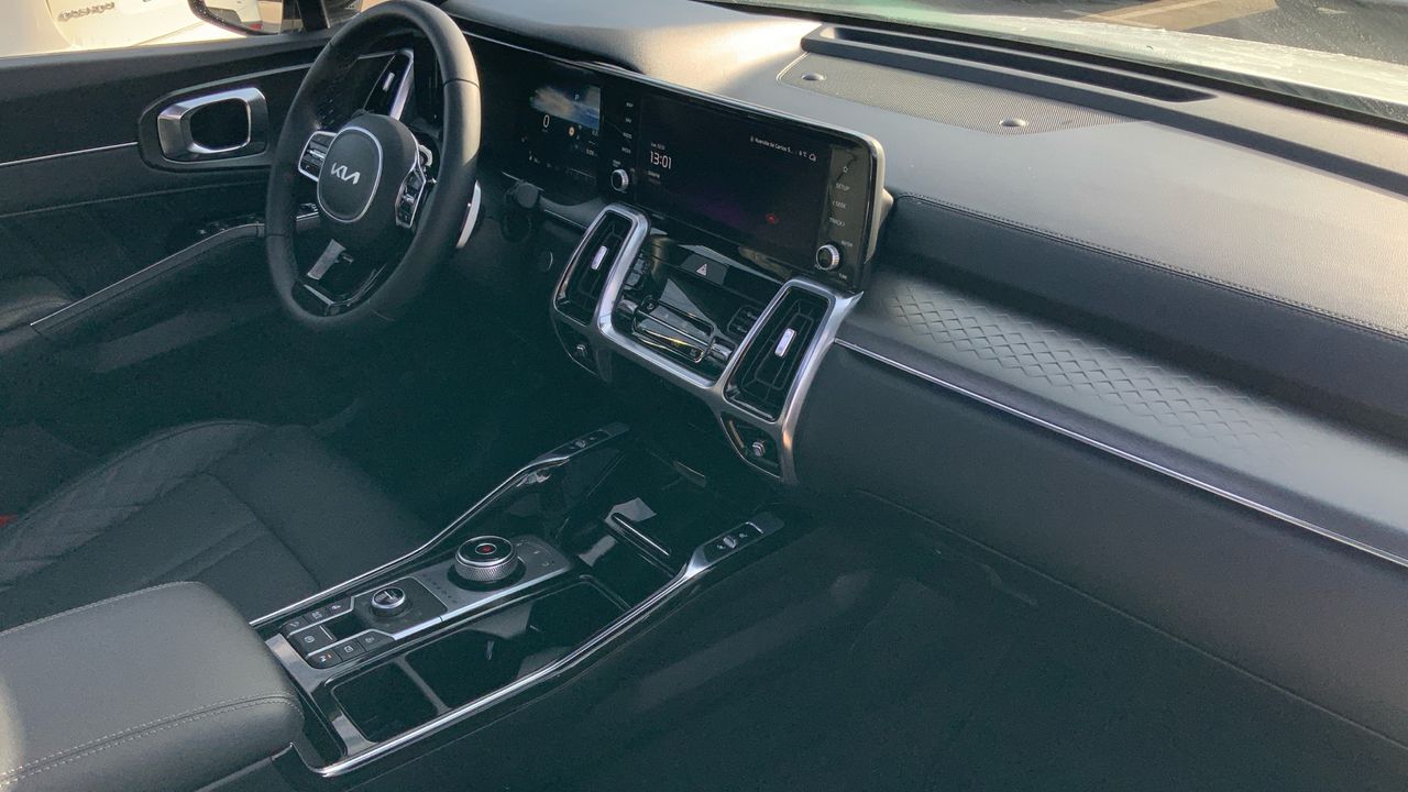 Kia Sorento 1.6 T-GDI PHEV BLACK EDITION AUTO 4WD 265 5P 7 Plazas