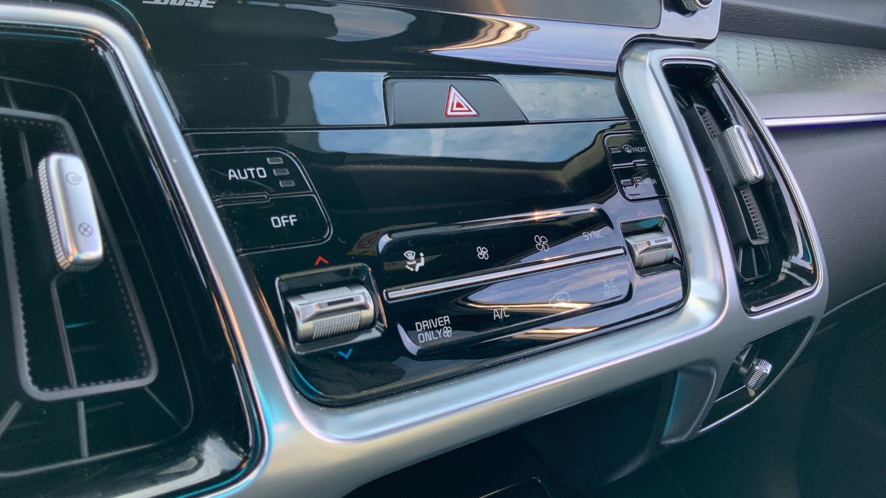 Kia Sorento 1.6 T-GDI PHEV BLACK EDITION AUTO 4WD 265 5P 7 Plazas