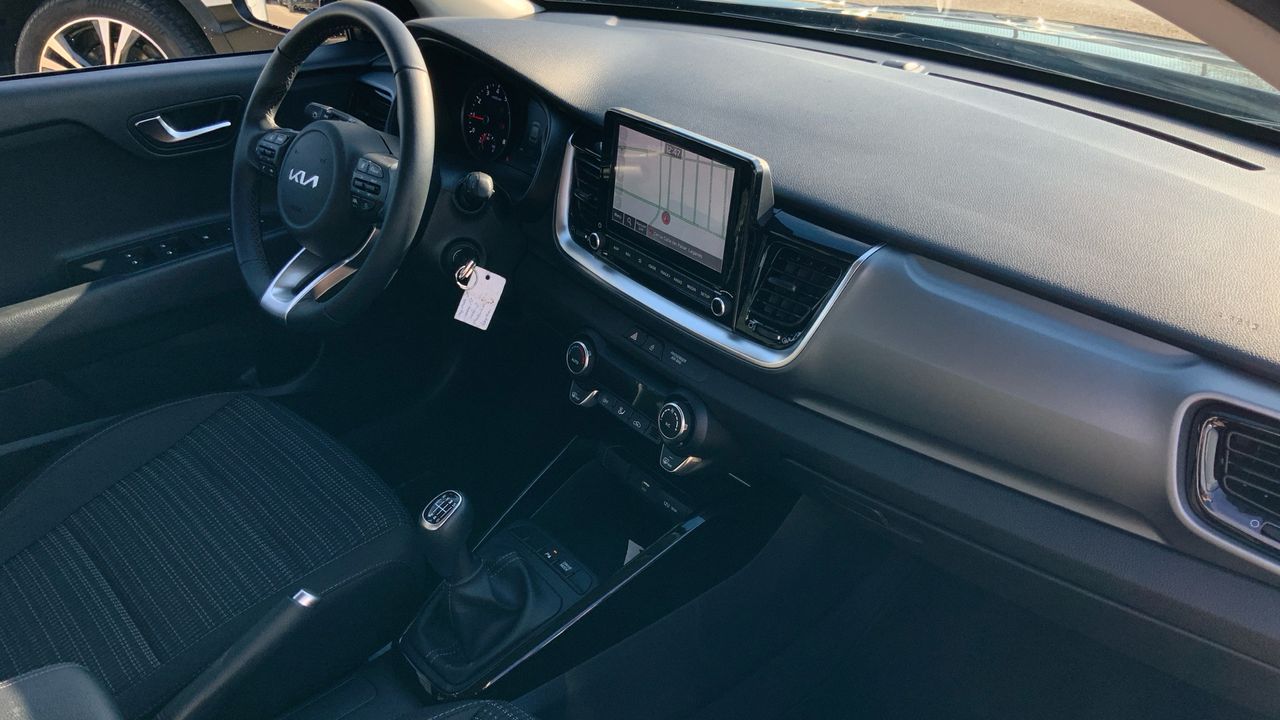 Kia Stonic 1.0 T-GDI MHEV IMT 74KW DRIVE 100 5P