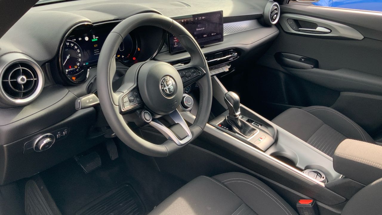 Alfa Romeo Tonale 1.5 MHEV 96KW DCT SUPER 130 5P