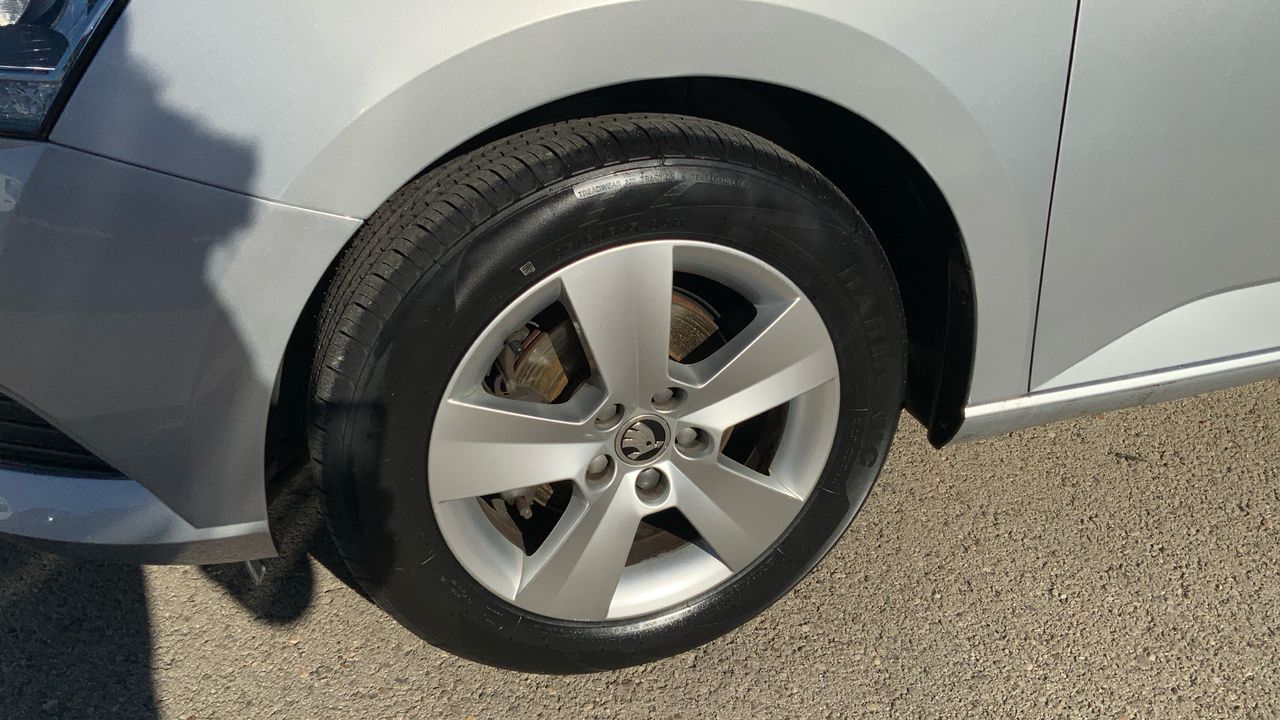 Skoda Fabia 1.0 TSI 70KW LIKE 95 5P