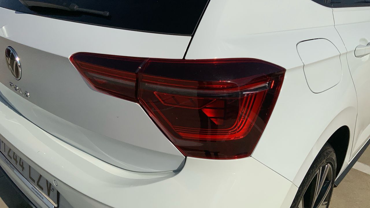Volkswagen Polo 1.0 TSI 81KW DSG R-LINE 110 5P