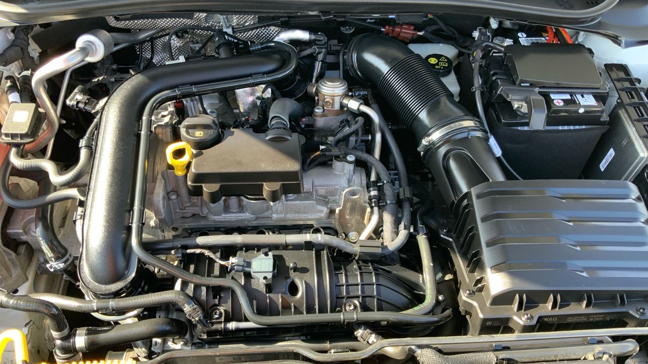 Volkswagen Polo 1.0 TSI 81KW DSG R-LINE 110 5P