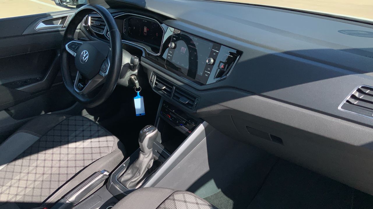 Volkswagen Polo 1.0 TSI 81KW DSG R-LINE 110 5P