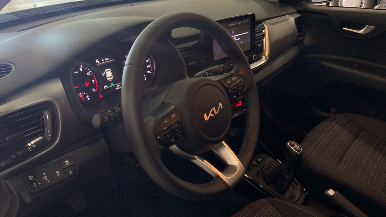 Kia Stonic 1.0 T-GDI MHEV IMT 74KW DRIVE 100 5P
