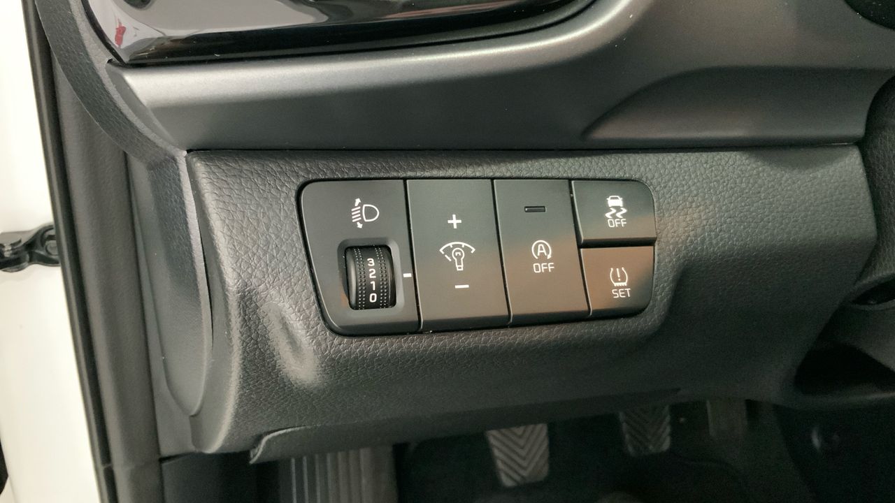 Kia Stonic 1.0 T-GDI MHEV IMT 74KW DRIVE 100 5P