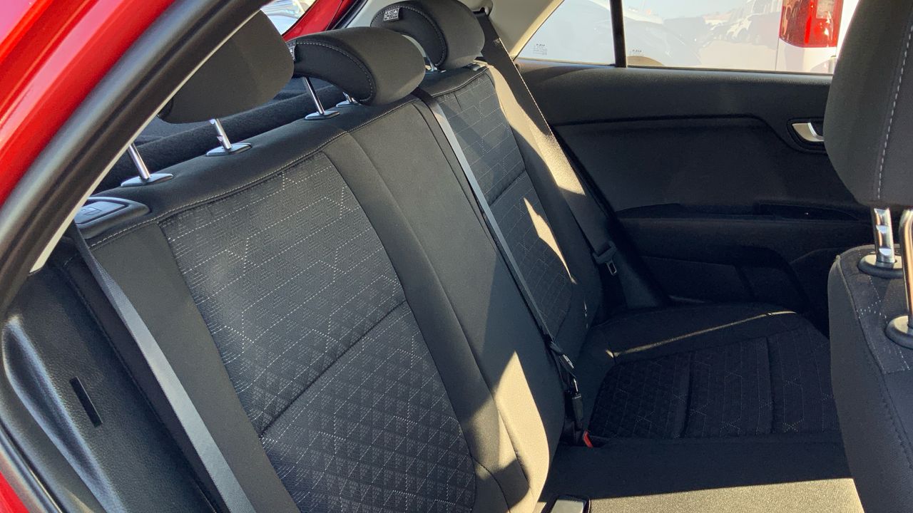 Kia Rio 1.2 DPI CONCEPT 84 5P