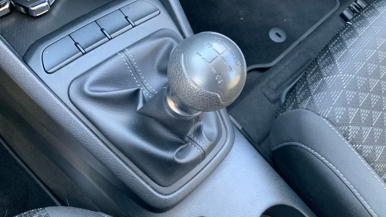 Kia Rio 1.2 DPI CONCEPT 84 5P