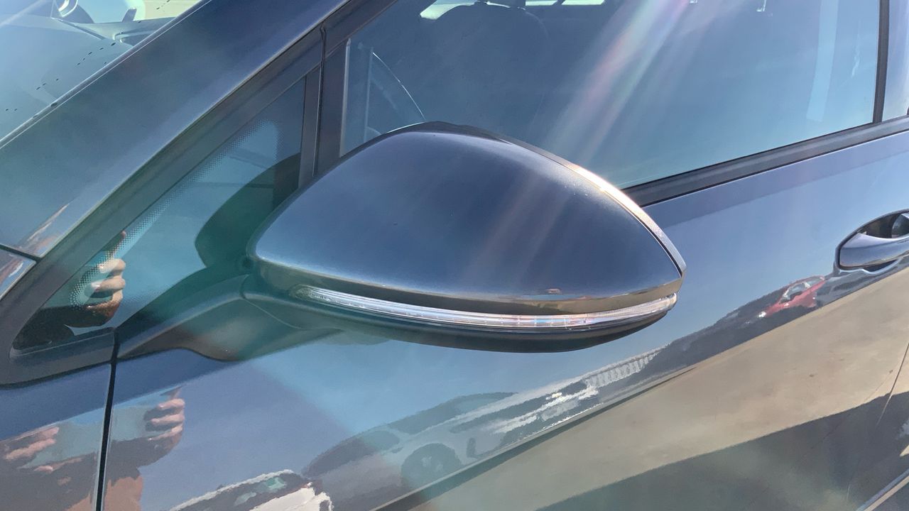 Volkswagen Golf 1.6 TDI BUSINESS & NAVI VARIANT 115 5P