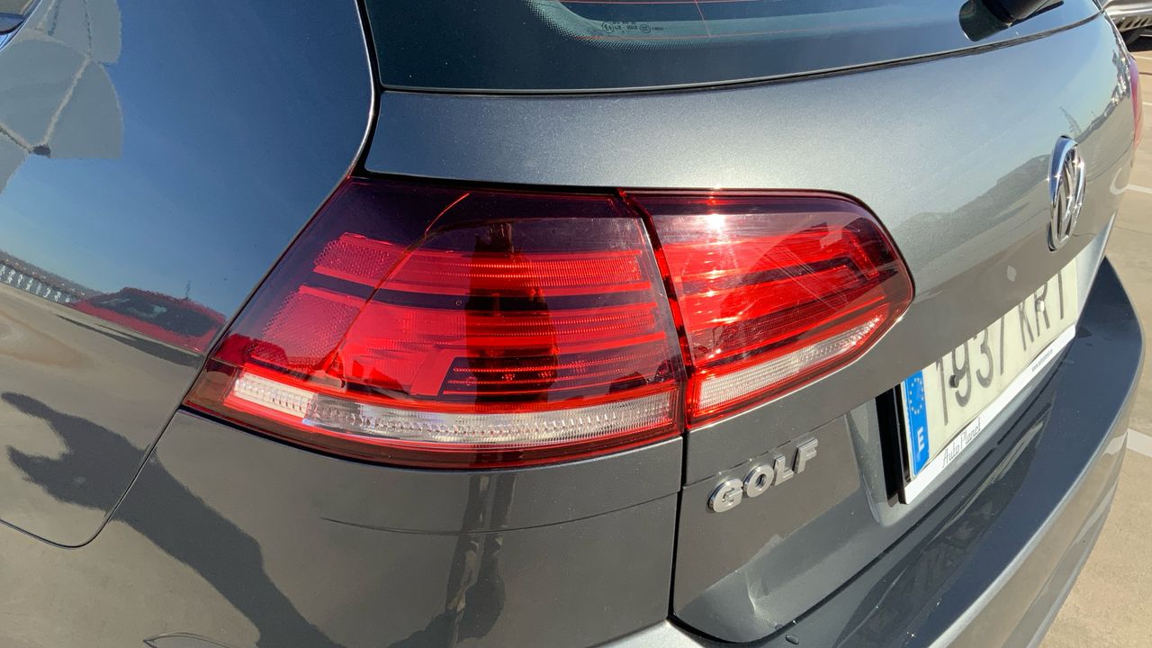 Volkswagen Golf 1.6 TDI BUSINESS & NAVI VARIANT 115 5P
