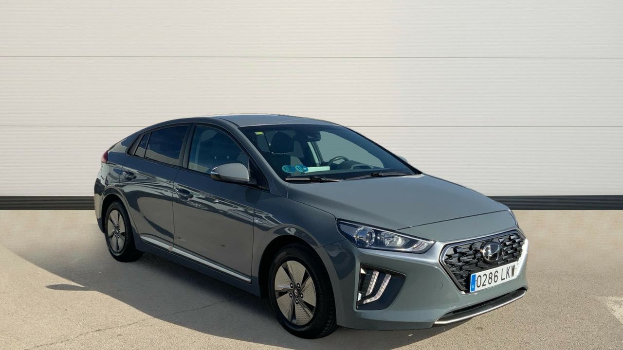 Hyundai IONIQ 1.6 GDI HEV KLASS LE DCT 141 5P