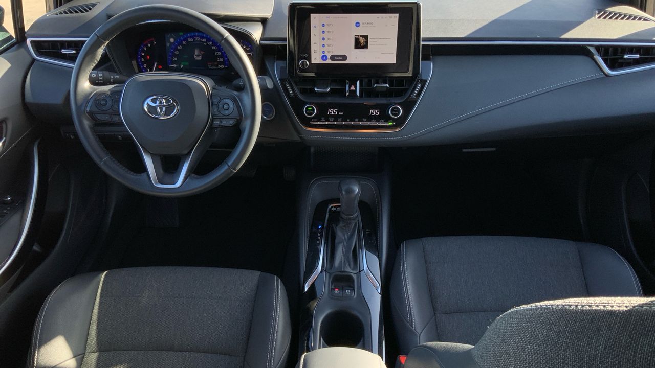 Toyota Corolla 1.8 H STYLE TOURING SPORT E-CVT 122 5P