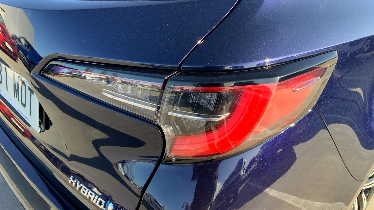 Toyota Corolla 1.8 H STYLE TOURING SPORT E-CVT 122 5P