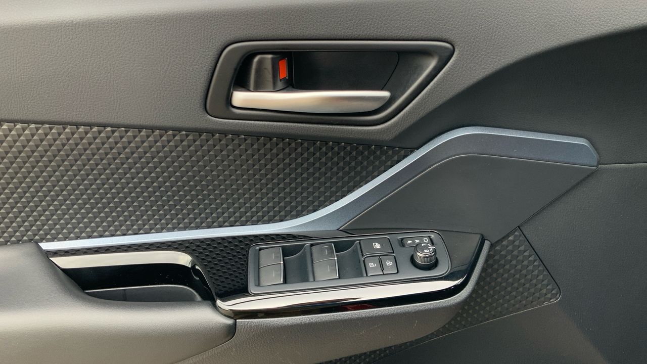 Toyota C-HR 1.8 VVT-I HYBRID ADVANCE AUTO 122 5P